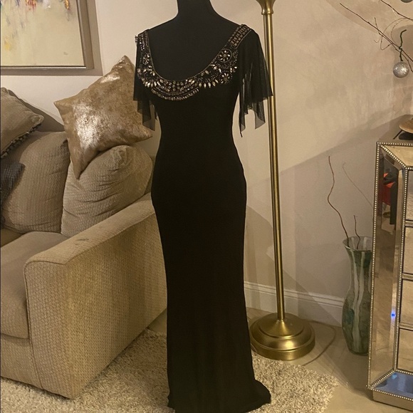 David Meister Black Maxi Dress with Embellished Neckline size 2 - Picture 7 of 9